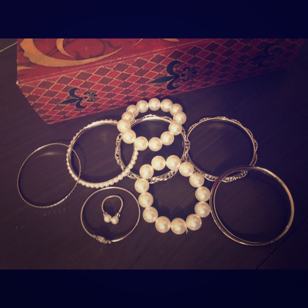 Lot of stackable brackets and ring